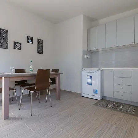 Friends And Family House Villa