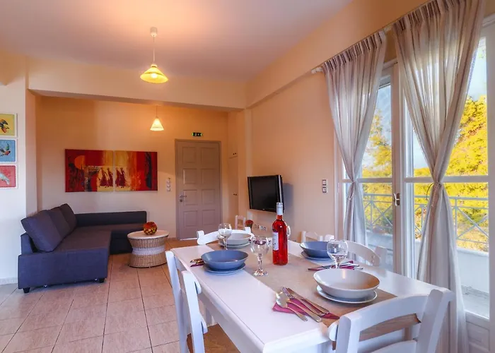 Villa Friends And Family House