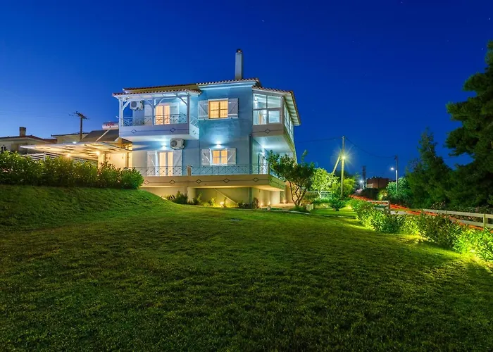 Friends And Family House Villa