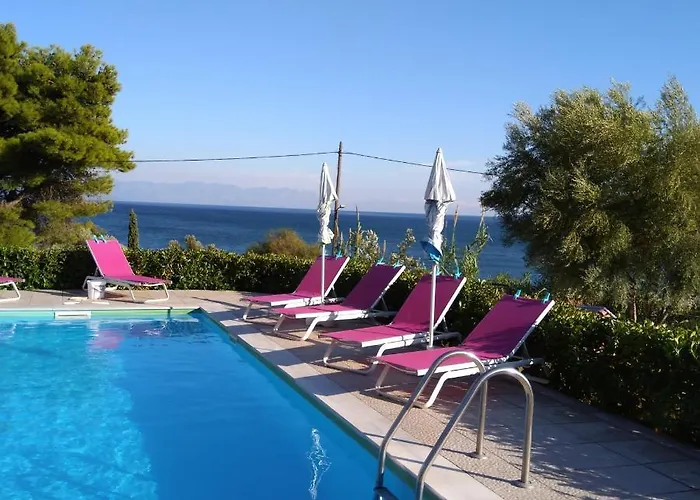 Villa Friends And Family House Petalídhion